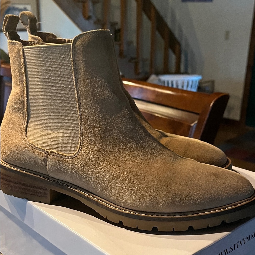 Steve Madden Brown Suede Ankle Boots